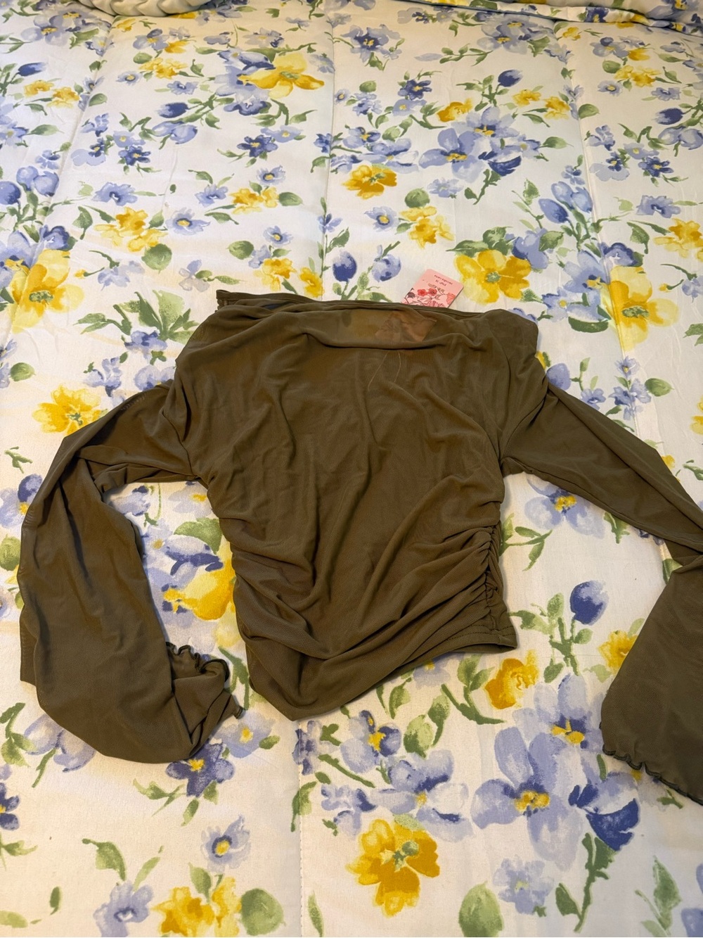 NWT SHEIN size XS Ruched Long-Sleeve Crop Top - Olive Green
